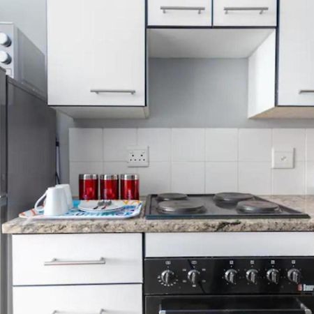 Leas Furnished Apartments - Capital Hill Преторія Екстер'єр фото