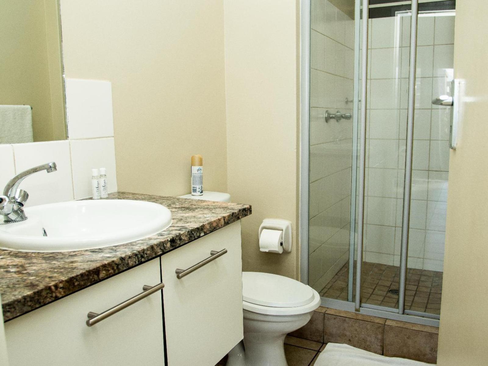 Leas Furnished Apartments - Capital Hill Преторія Номер фото